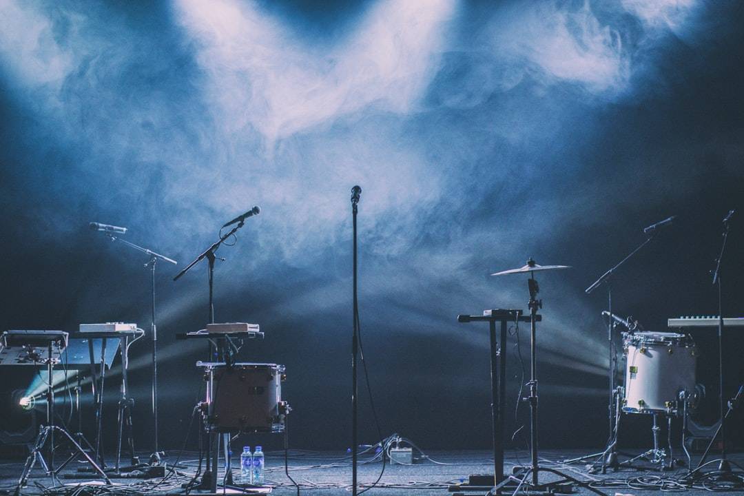 Photo drum set instrument